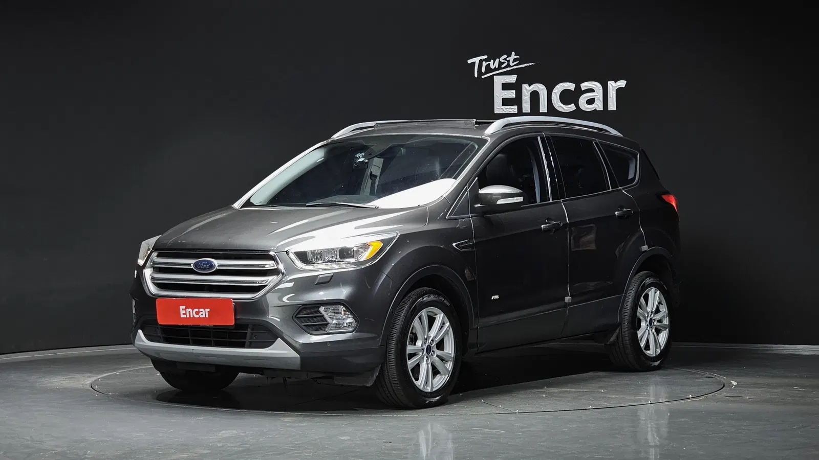 Ford Kuga 2e génération 2.0 Diesel Trendy 2017 — photo 1 sur 20