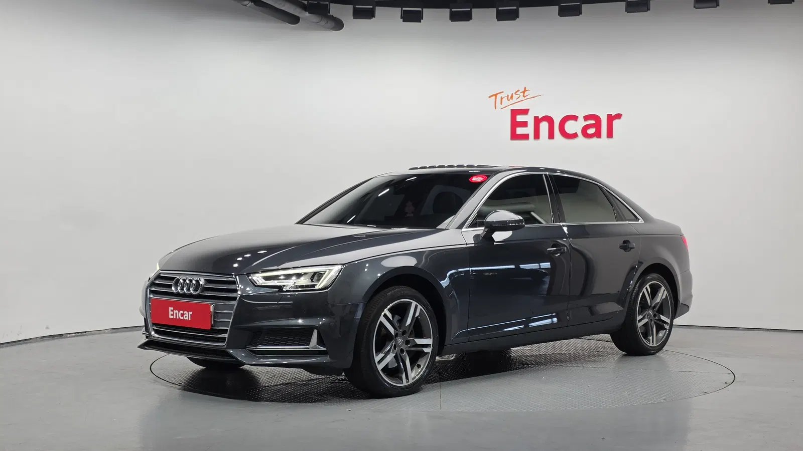 Audi A4 (B9) 40 TFSI Premium 2019 — photo 1 sur 20