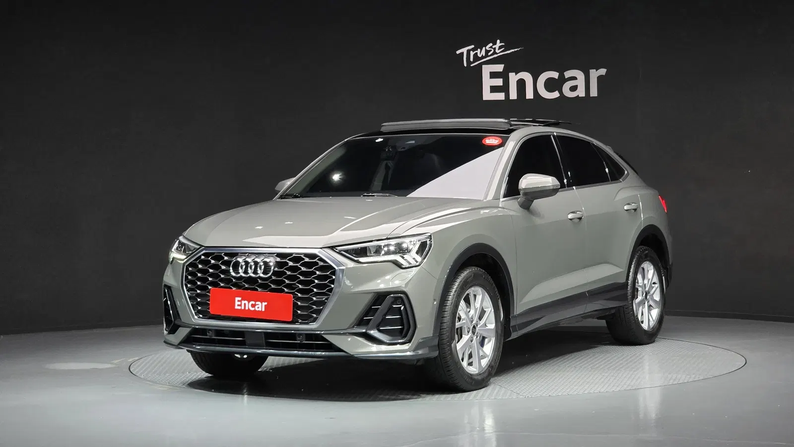 Audi Q3 (F3) 35 TDI Sportback 2023 — photo 1 sur 37
