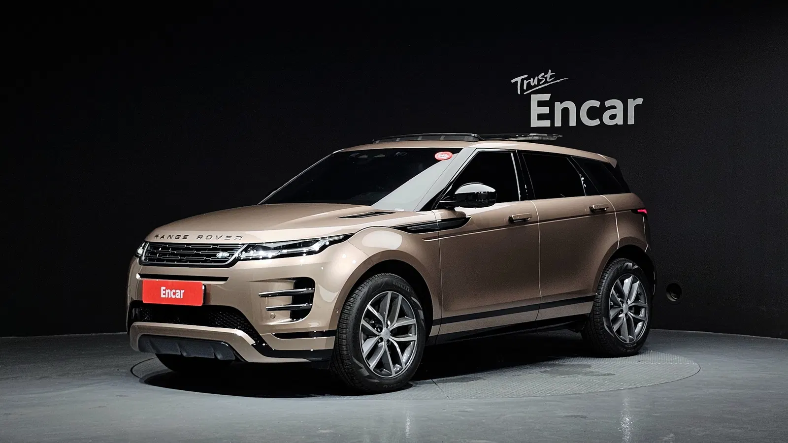 Land Rover Range Rover Evoque 2e génération P250 Dynamic SE 2026 — photo 1 sur 20