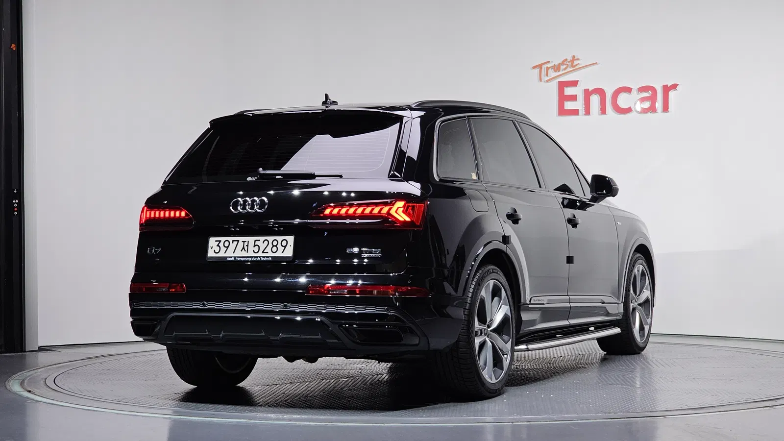 Audi Q7 (4M) 55 TFSI Quattro Premium 2022 — photo 1 sur 44