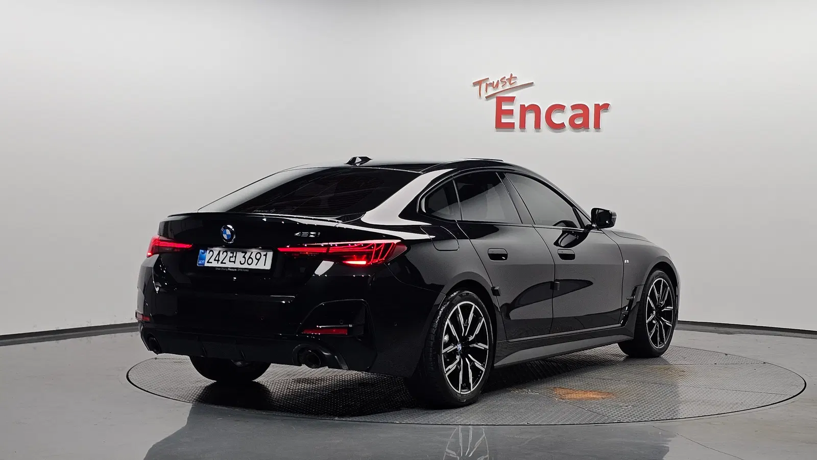 BMW Série 4 (G22) 420i M Sport Pro GranCoupé 2025 — photo 1 sur 38
