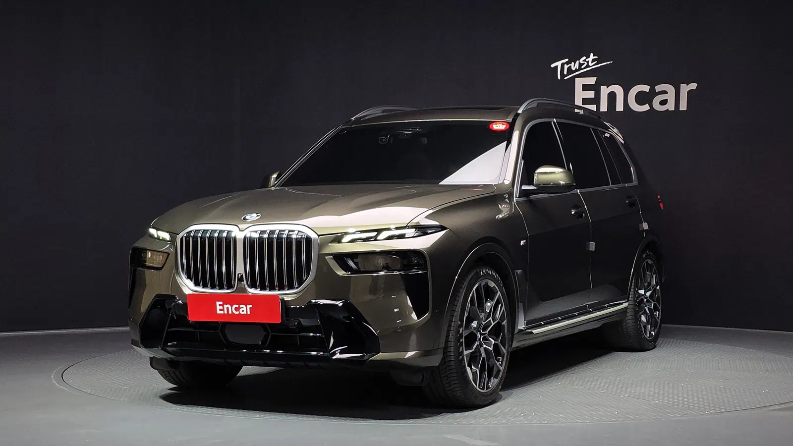 BMW X7 (G07) xDrive 40i M Sport 6 places 2025 — photo 1 sur 36