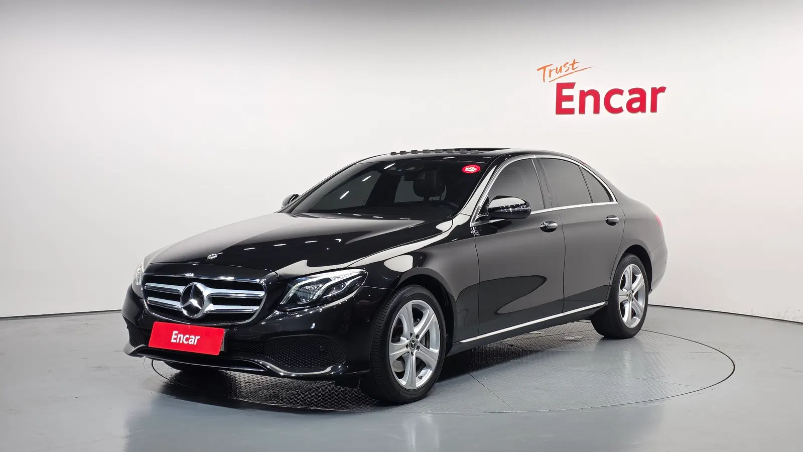 Mercedes-Benz Classe E E220d Avantgarde (W213) 2018 — photo 1 sur 33