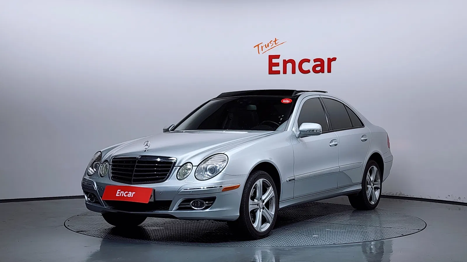 Mercedes-Benz Classe E E350 4MATIC (W211) 2008 — photo 1 sur 20