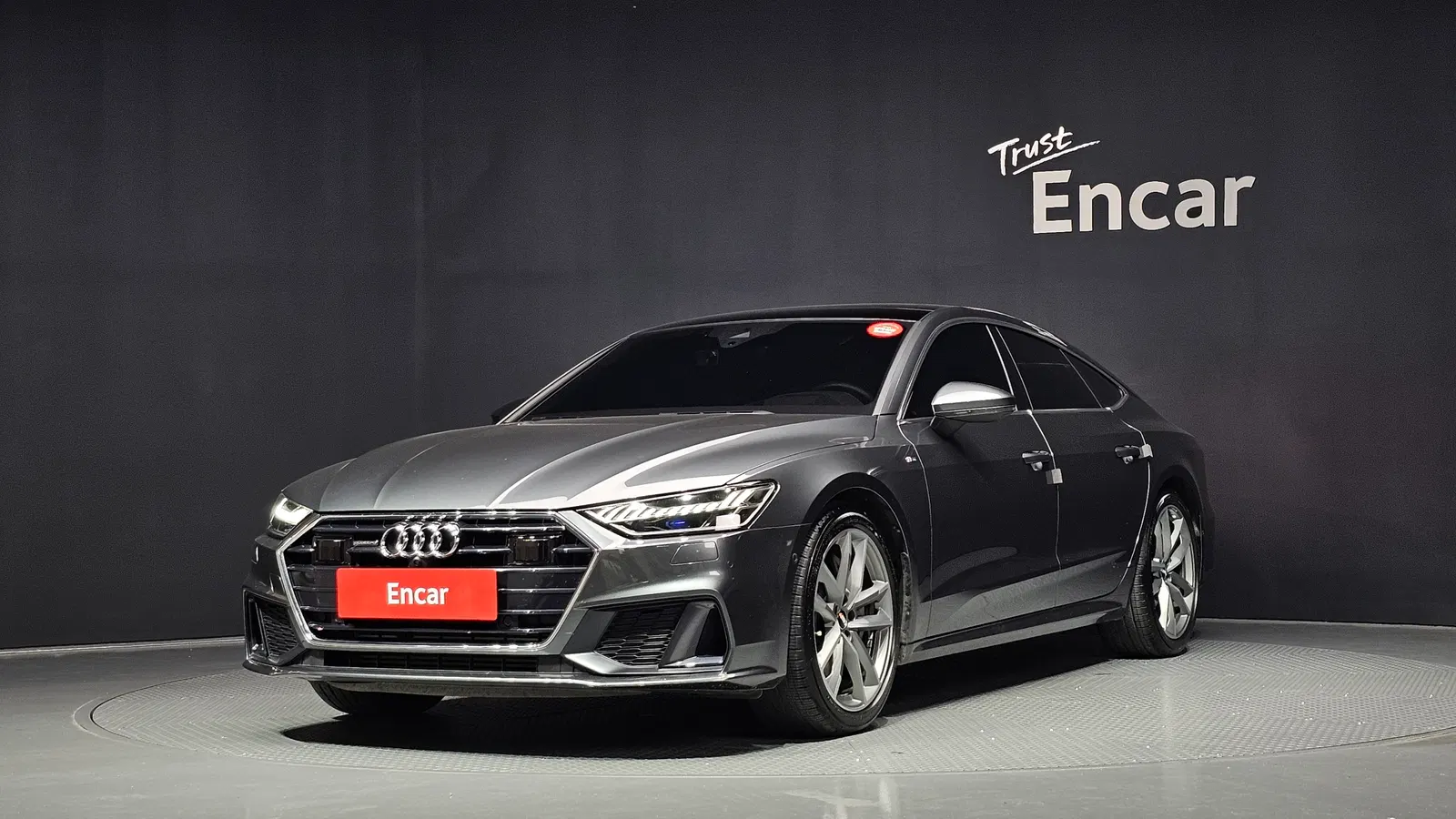 Audi A7 (4K) 55 TFSI Quattro Premium 2021 — photo 1 sur 37