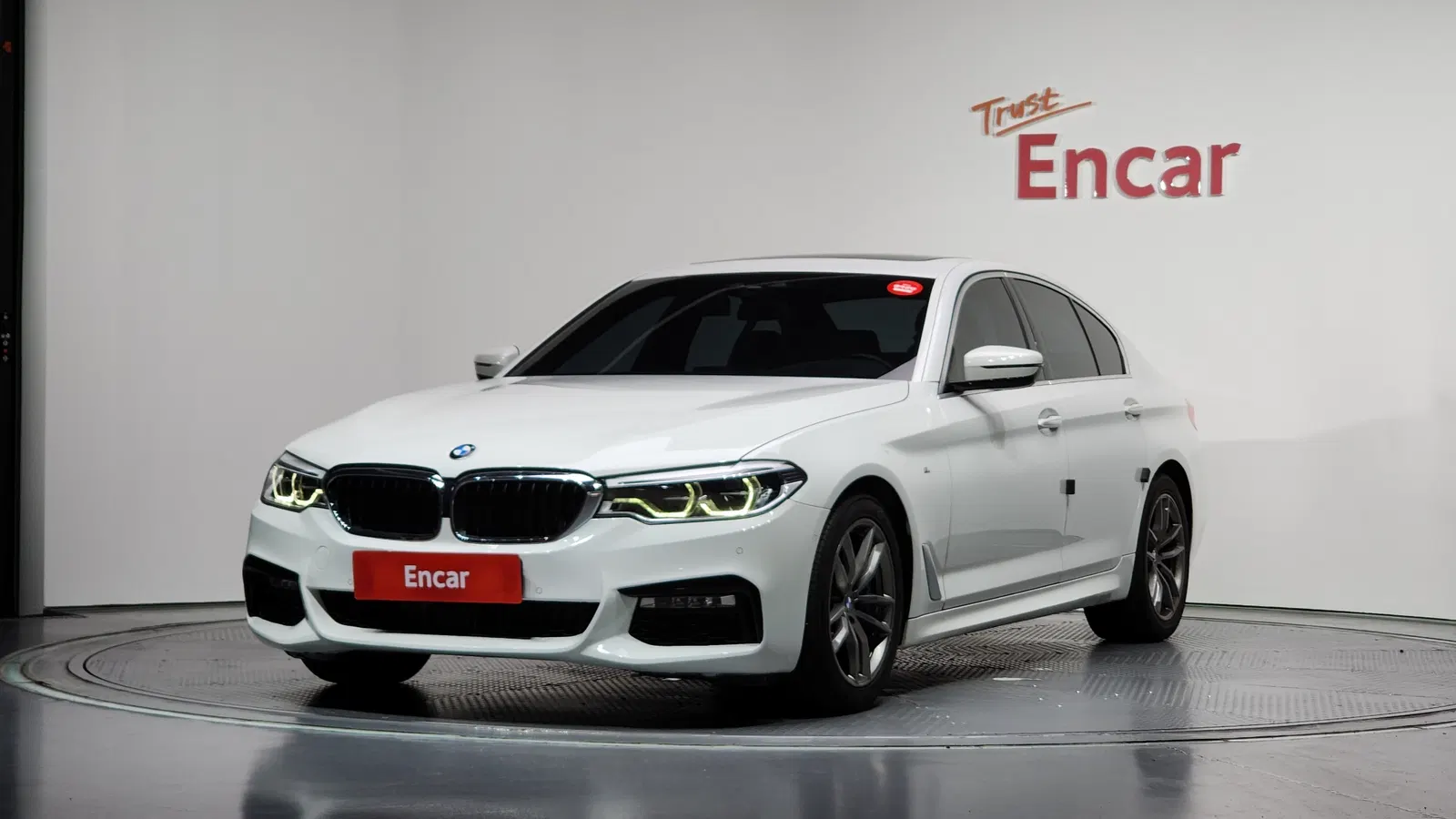 BMW Série 5 (G30) 530i M Sport 2018 — photo 1 sur 20