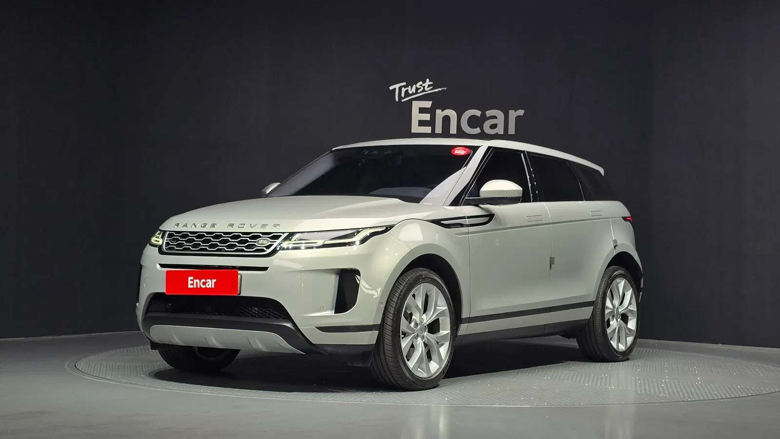 Land Rover Range Rover Evoque 2e génération P250 SE 2020 — photo 1 sur 33