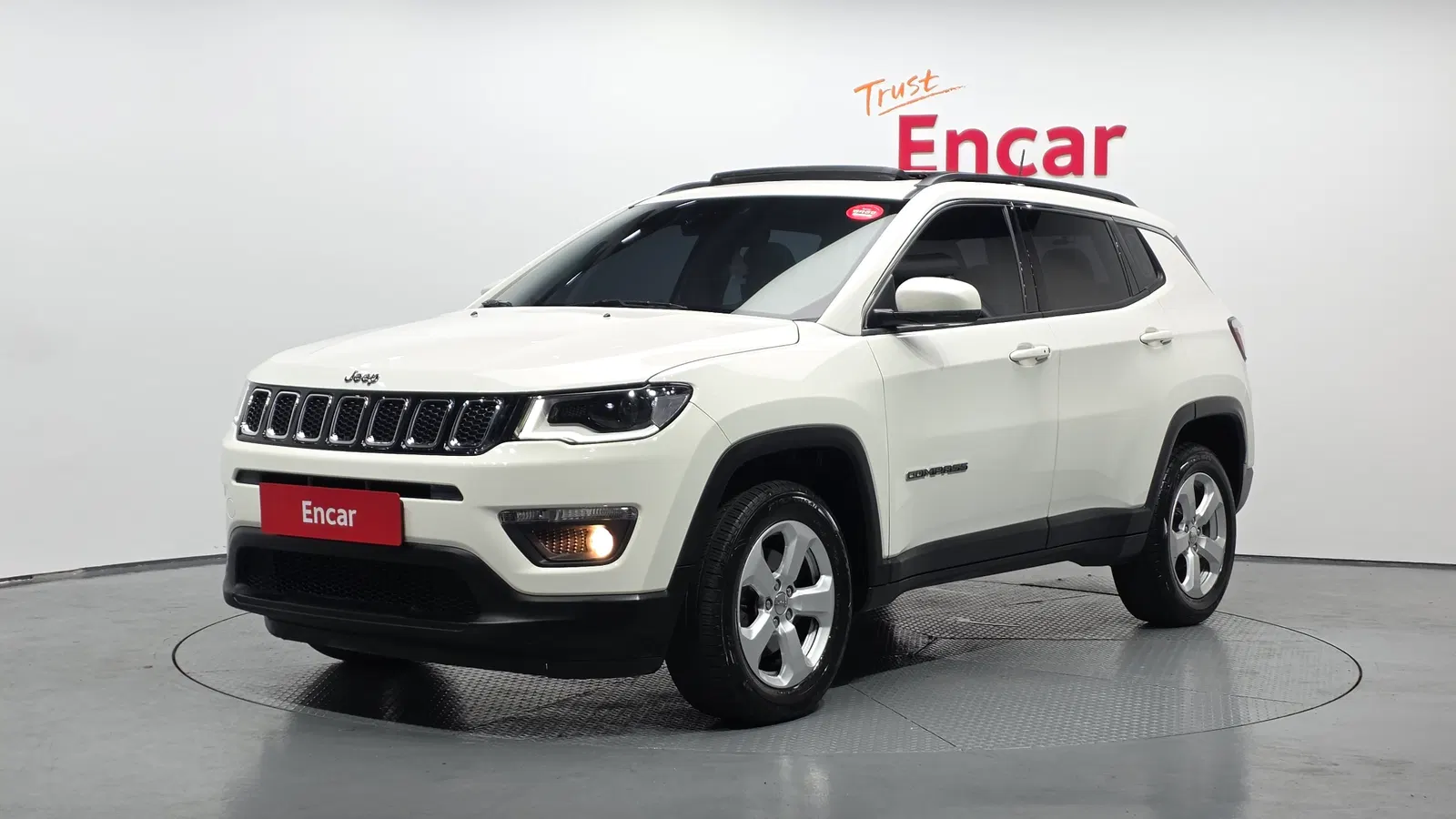 Jeep Compass 2e génération 2.4 Longitude AWD 2018 — photo 1 sur 20