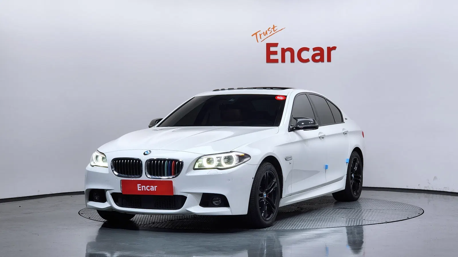 BMW Série 5 (F10) 520d xDrive M Aero Dynamic 2016 — photo 1 sur 26