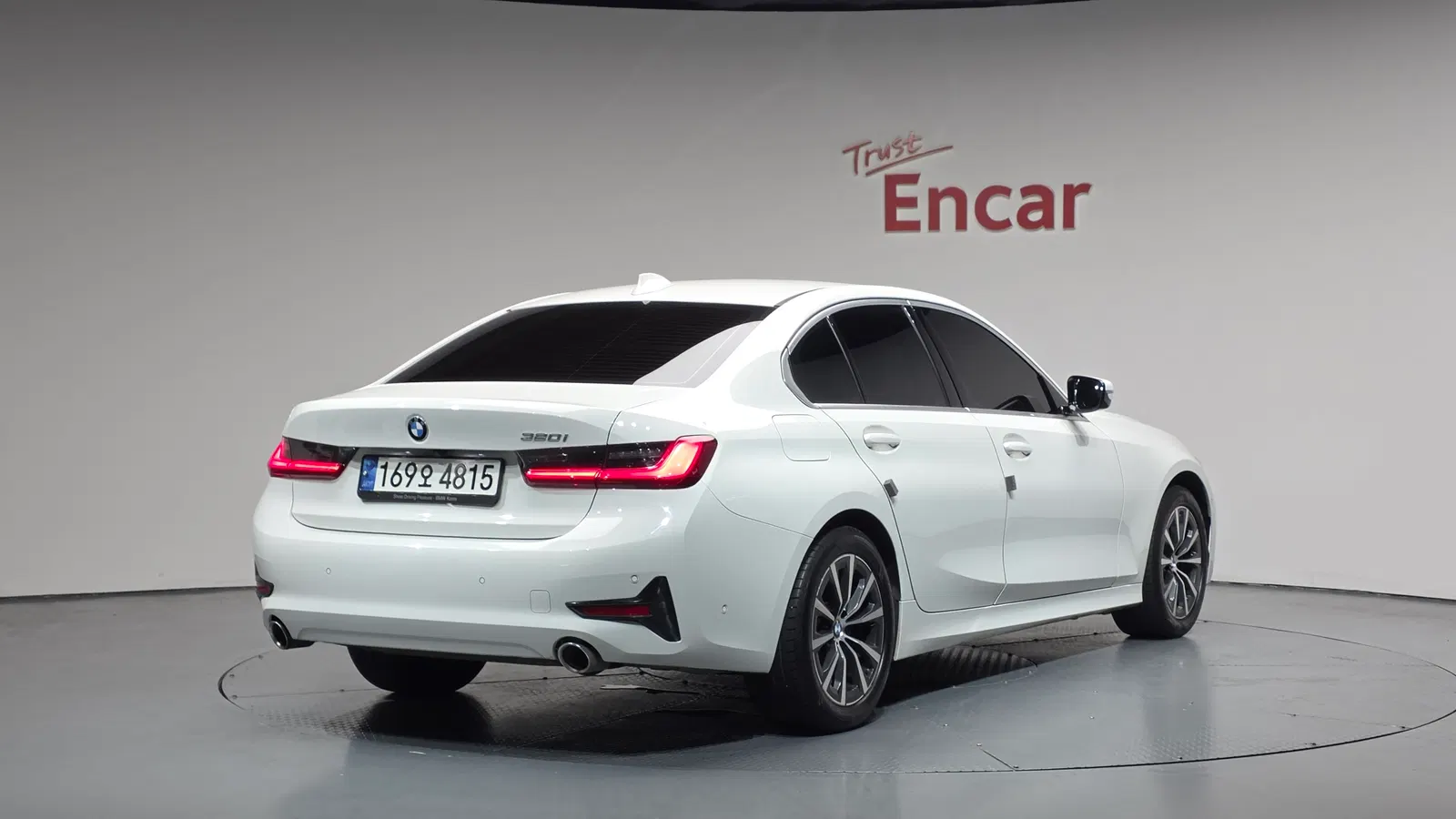 BMW Série 3 (G20) 320i 2021 — photo 1 sur 35