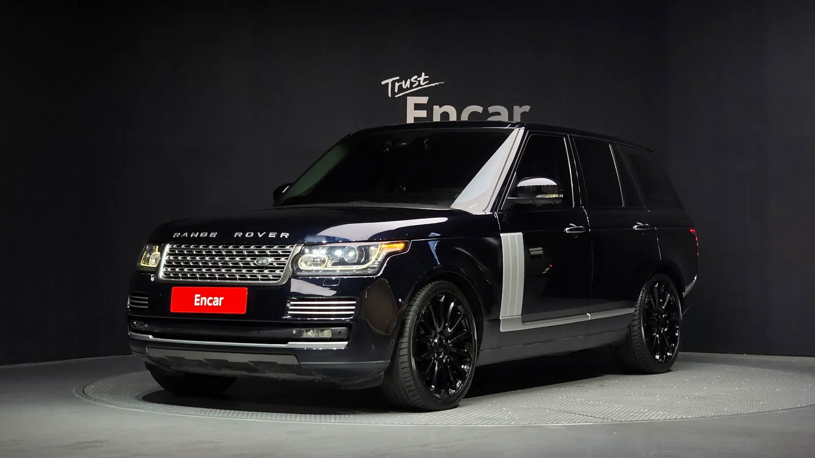 Land Rover Range Rover 4e génération 4.4 SDV8 Vogue SE Diesel 2014 — photo 1 sur 20
