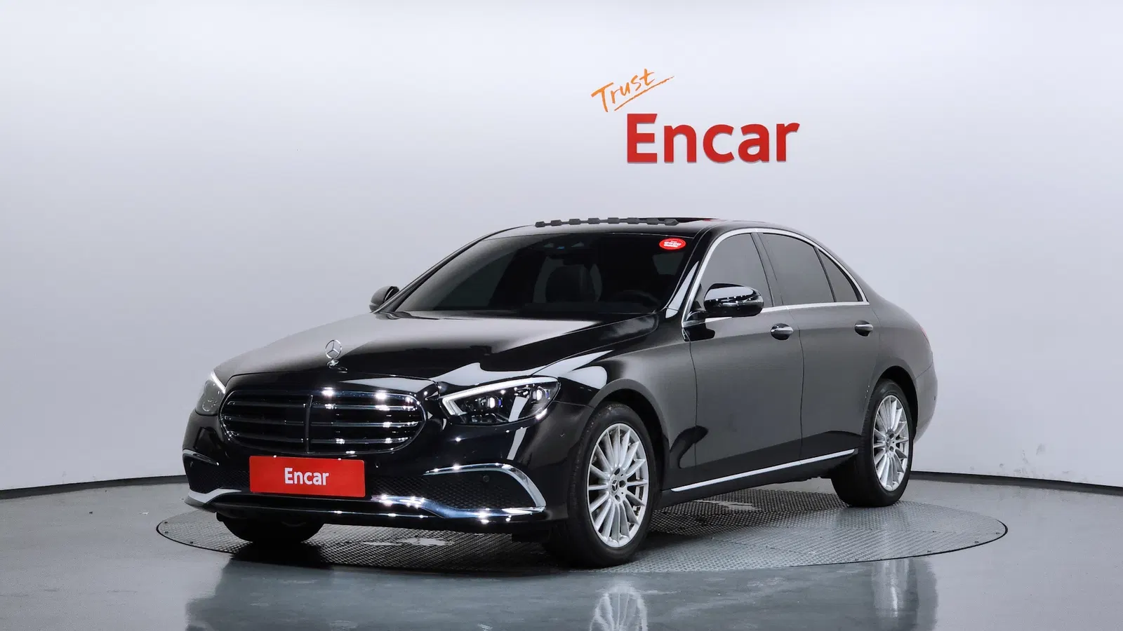 Mercedes-Benz Classe E E250 Exclusive (W213) 2021 — photo 1 sur 37