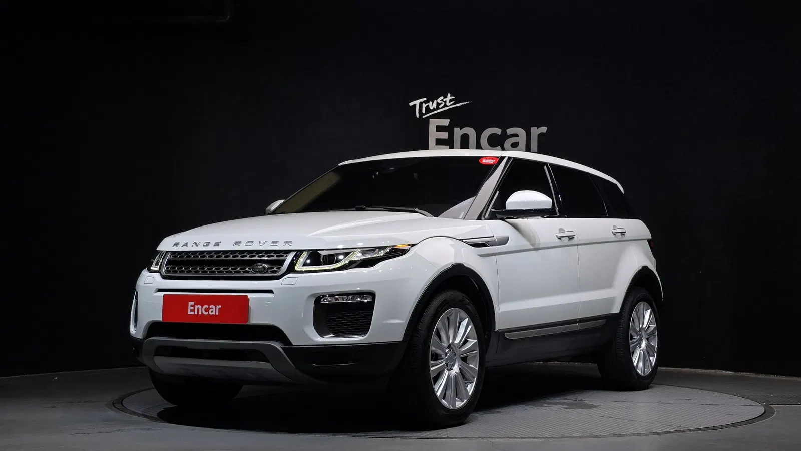 Land Rover Range Rover Evoque 2.0 TD4 HSE 2016 — photo 1 sur 20