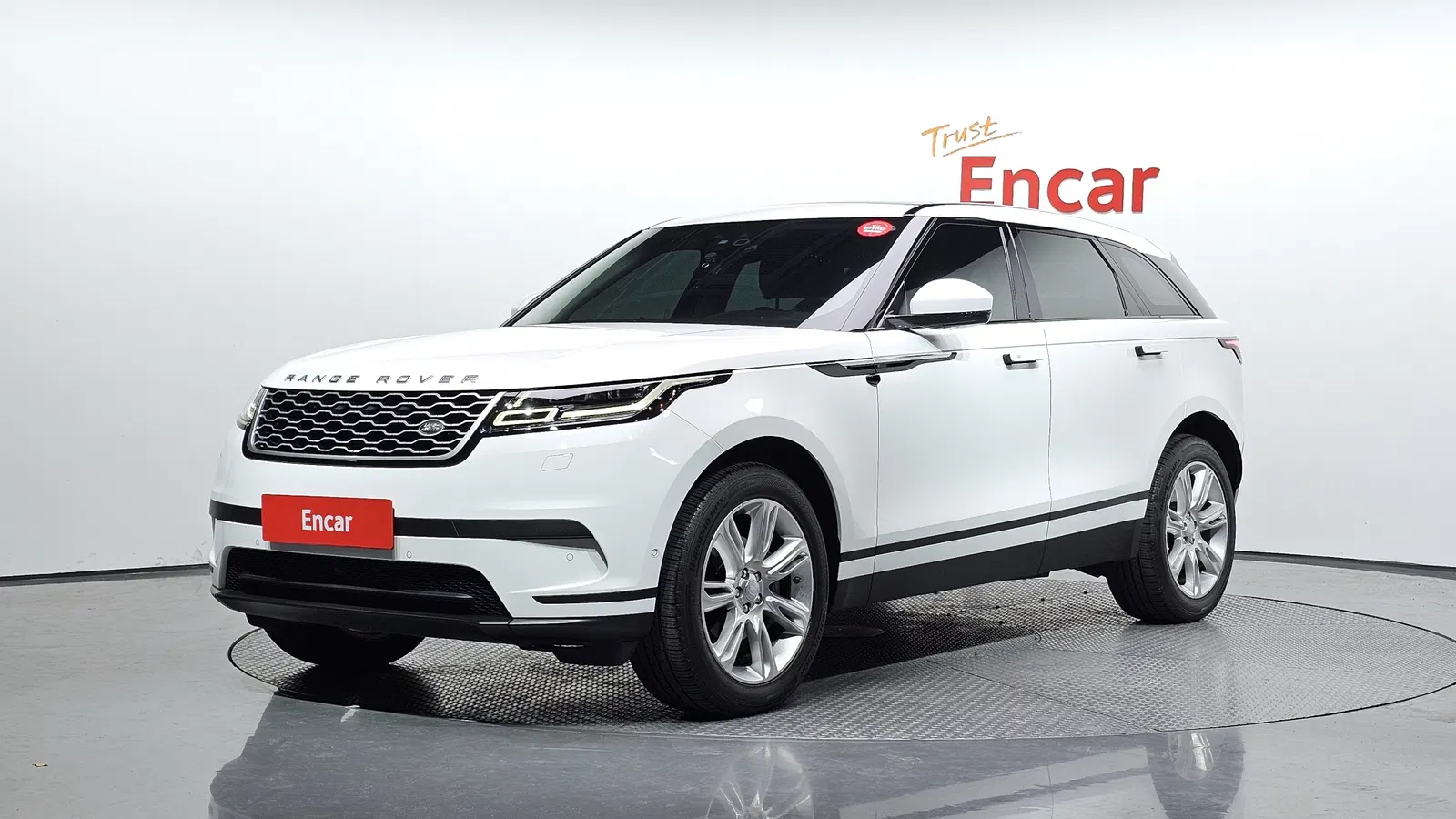 Land Rover Range Rover Velar 2.0 D240 SE 2018 — photo 1 sur 20