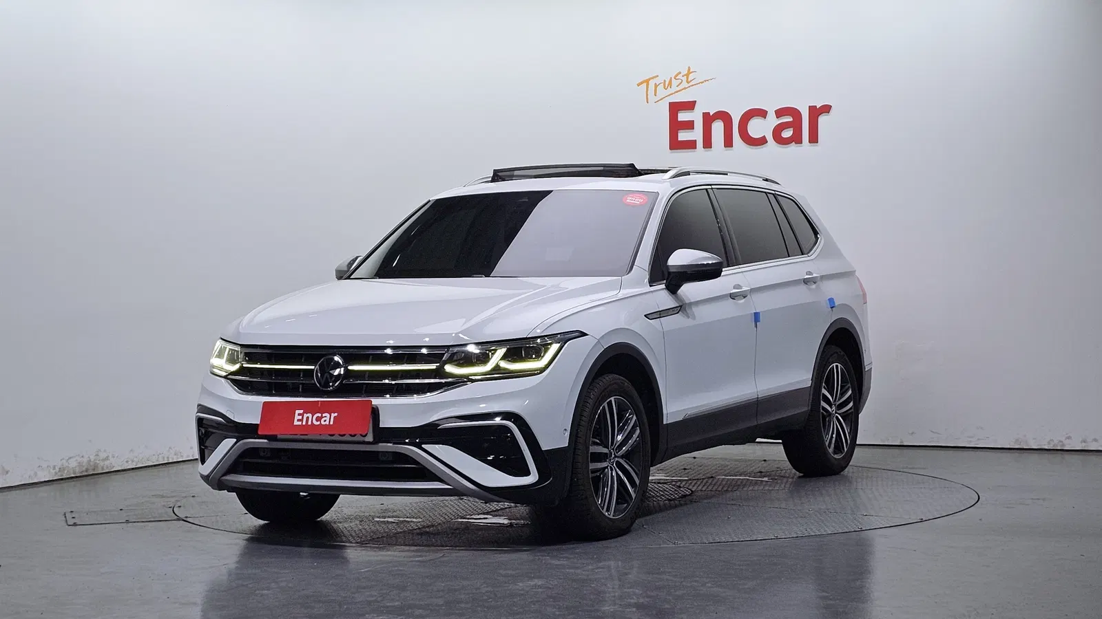 Volkswagen Tiguan Allspace 2.0 TSI Prestige 2023 — photo 1 sur 30