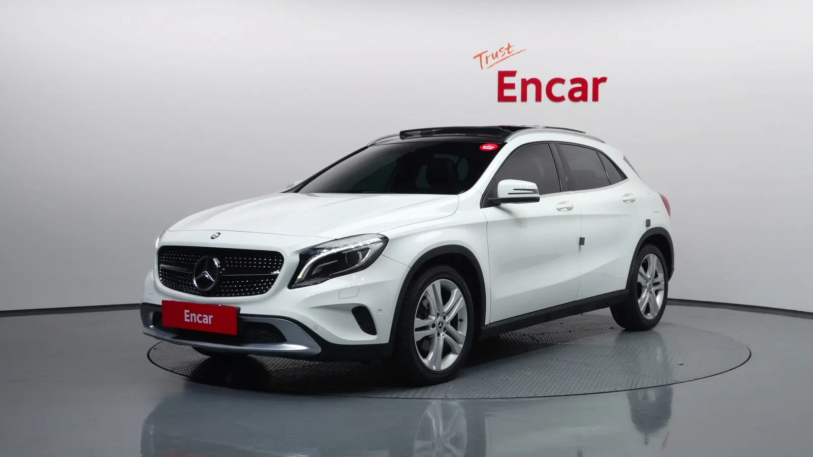 Mercedes-Benz GLA GLA200 CDI (X156) 2015 — photo 1 sur 20