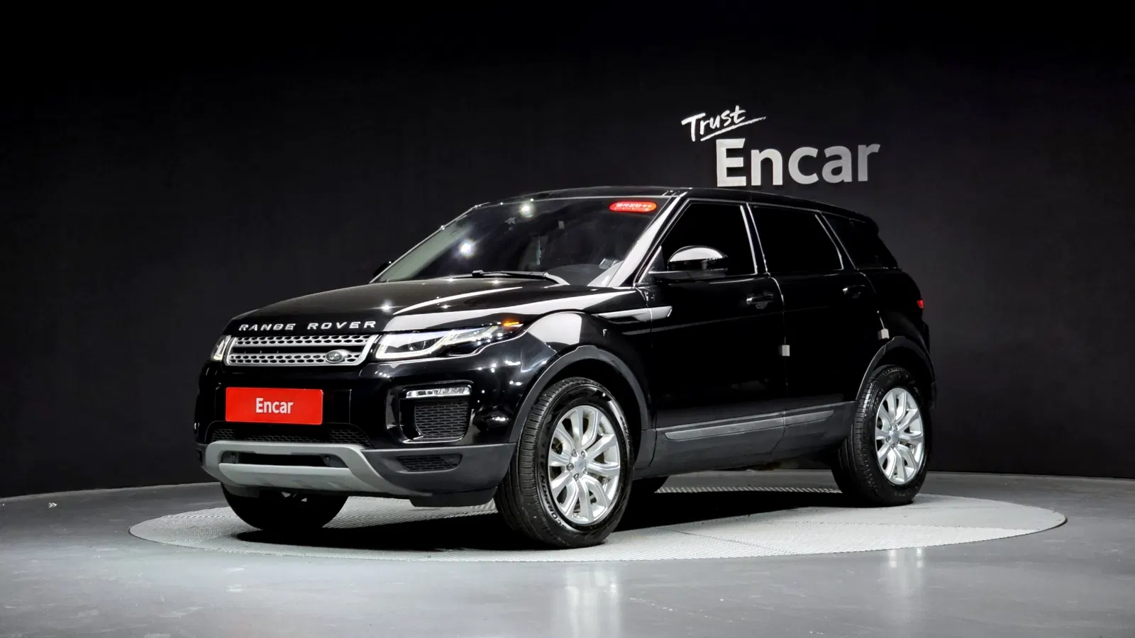 Land Rover Range Rover Evoque 2.0 TD4 SE 2019 — photo 1 sur 35