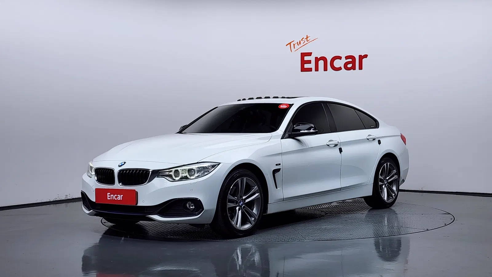 BMW Série 4 (F32) 420d xDrive Sport GranCoupé 2015 — photo 1 sur 20