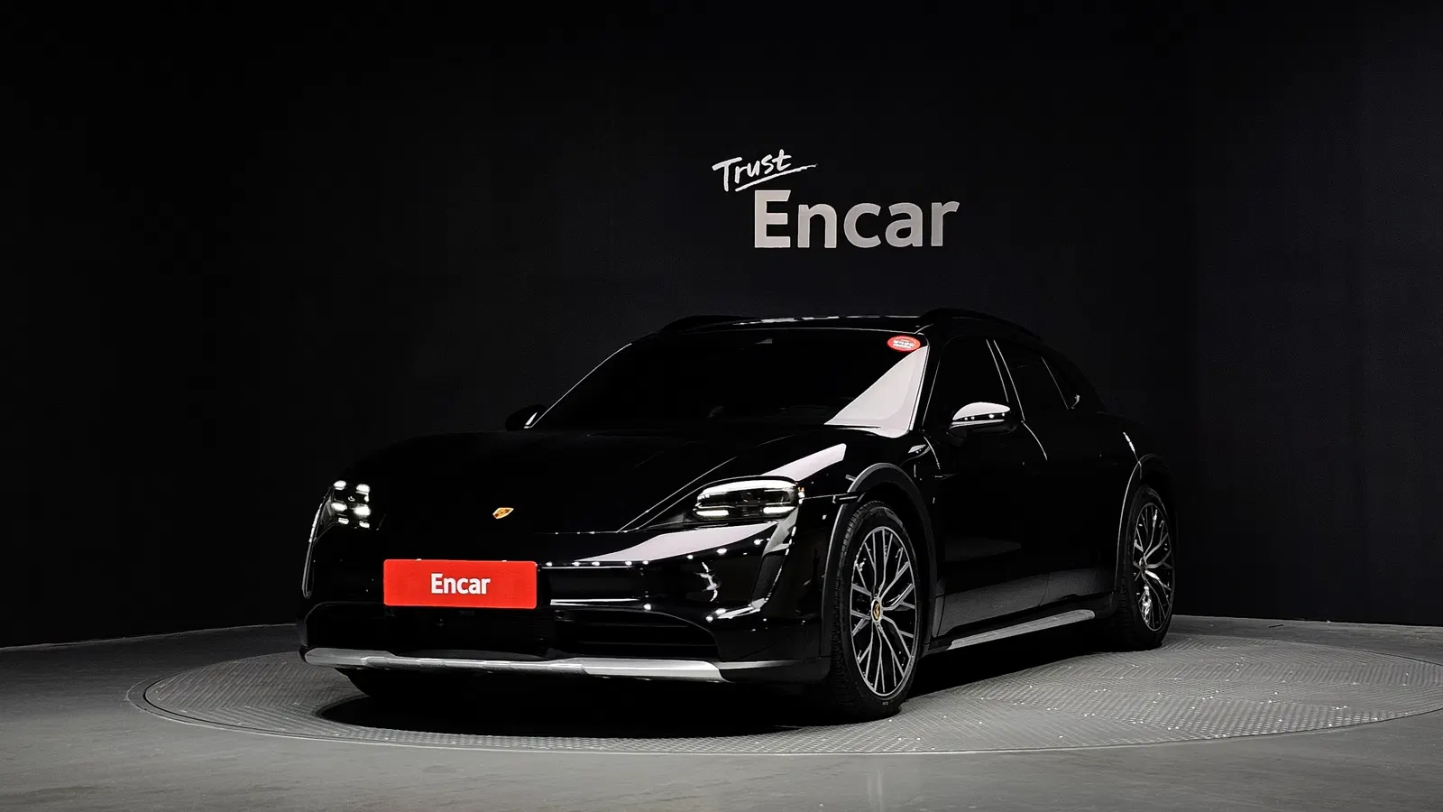 Porsche Taycan 4S Cross Turismo 2024 — photo 1 sur 40