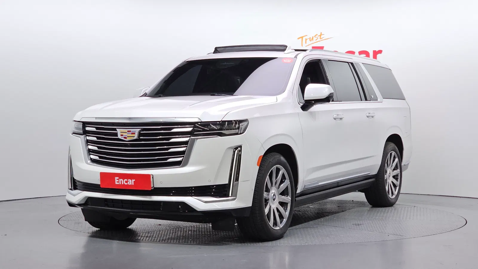 Cadillac Escalade 5e génération 6.2 ESV 2021 — photo 1 sur 36