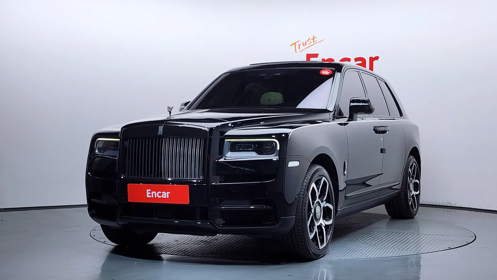 Rolls-Royce Cullinan 6.7 V12 2019 — photo 1 sur 35