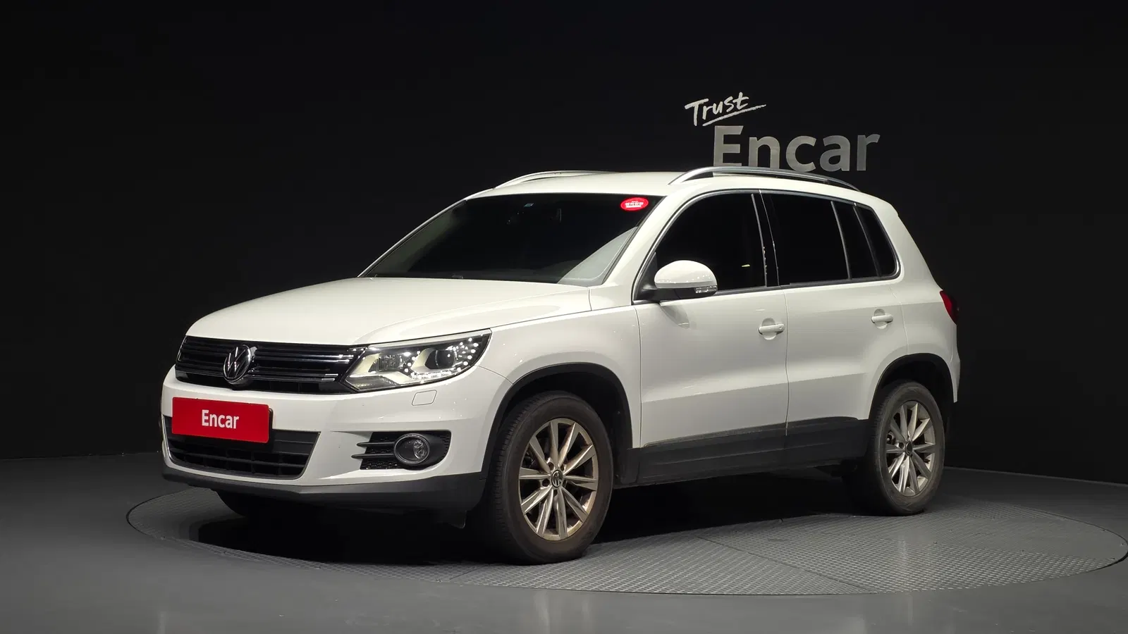 Volkswagen Tiguan 2.0 TDI Comfort 2016 — photo 1 sur 20