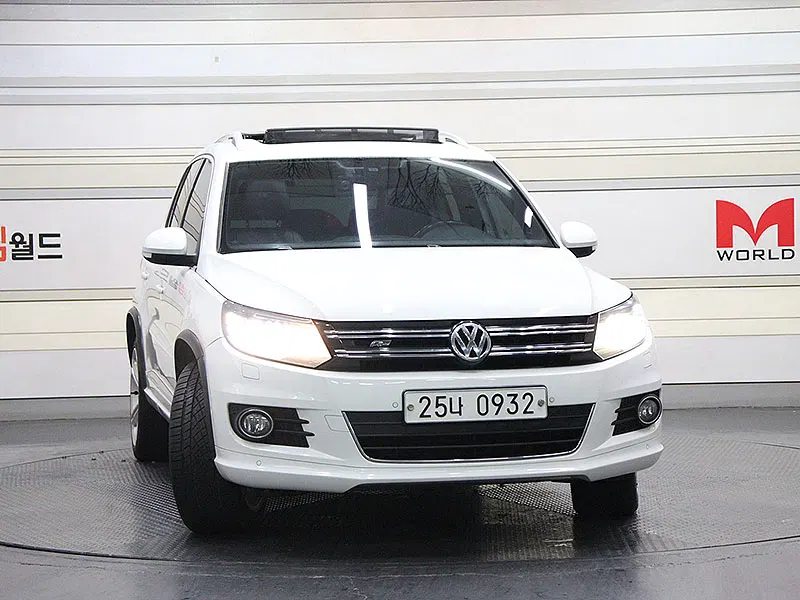 Volkswagen Tiguan 2.0 TDI R-Line 2015 — photo 1 sur 26