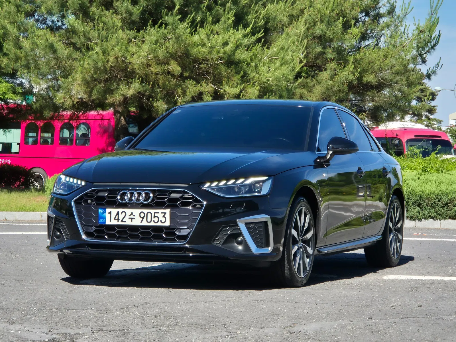 Audi A4 (B9) 40 TFSI Premium 2023 — photo 1 sur 26
