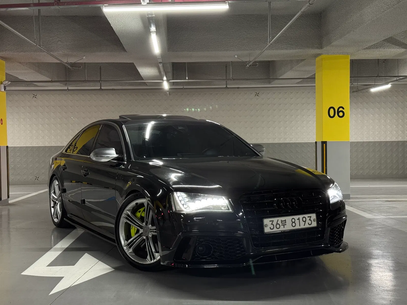 Audi S8 4.0 TFSI Quattro 2014 — photo 1 sur 24