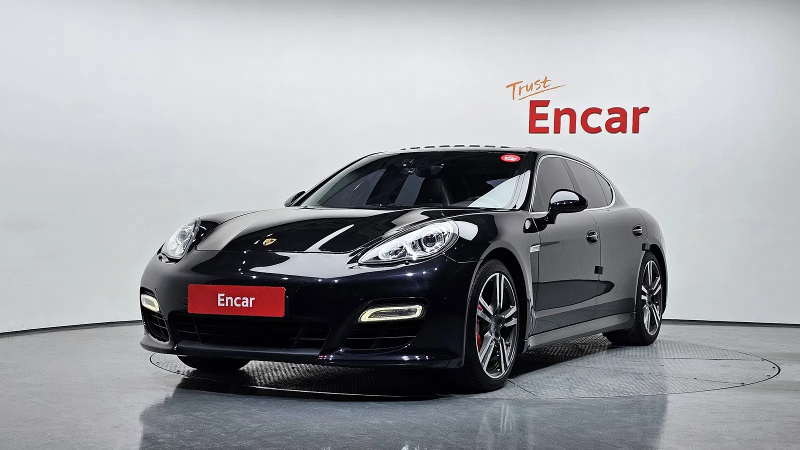 Porsche Panamera 4.8 Turbo 2011 — photo 1 sur 20