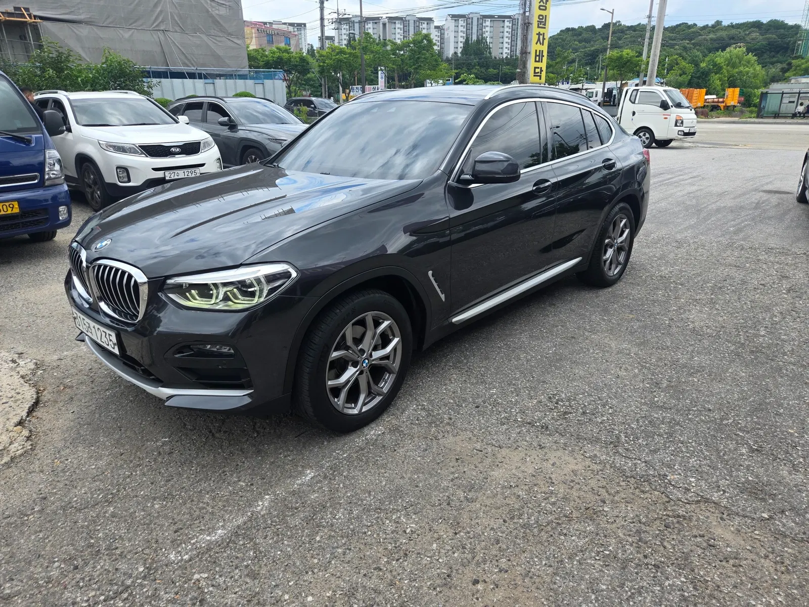 BMW X4 (G02) xDrive20i xLine 2020 — photo 1 sur 26