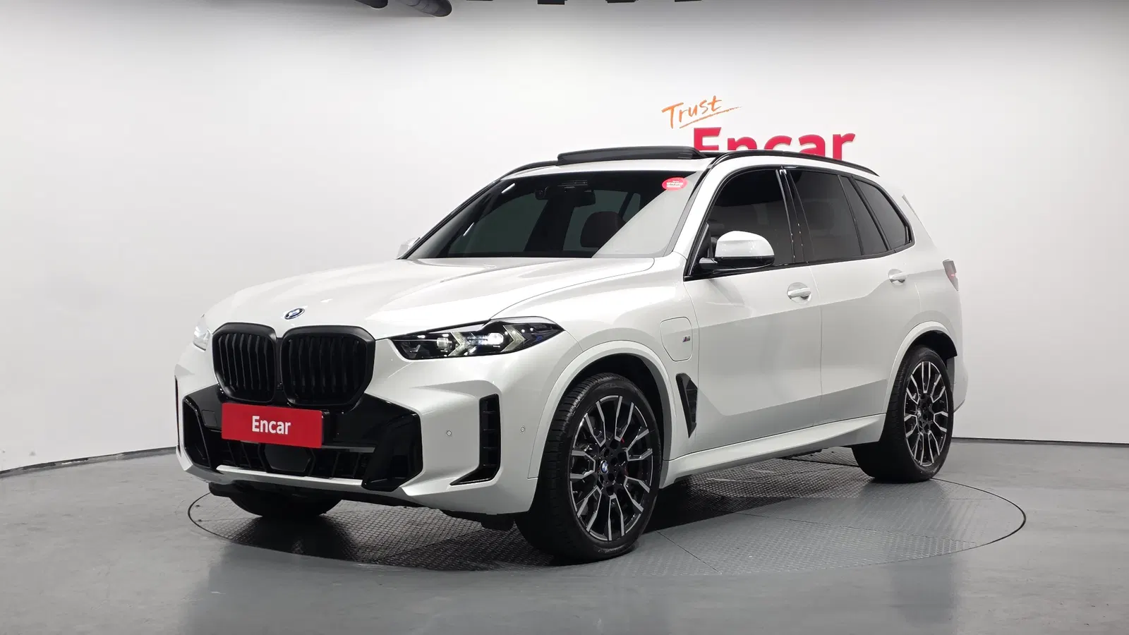 BMW X5 (G05) xDrive 50e M Sport 2025 — photo 1 sur 20