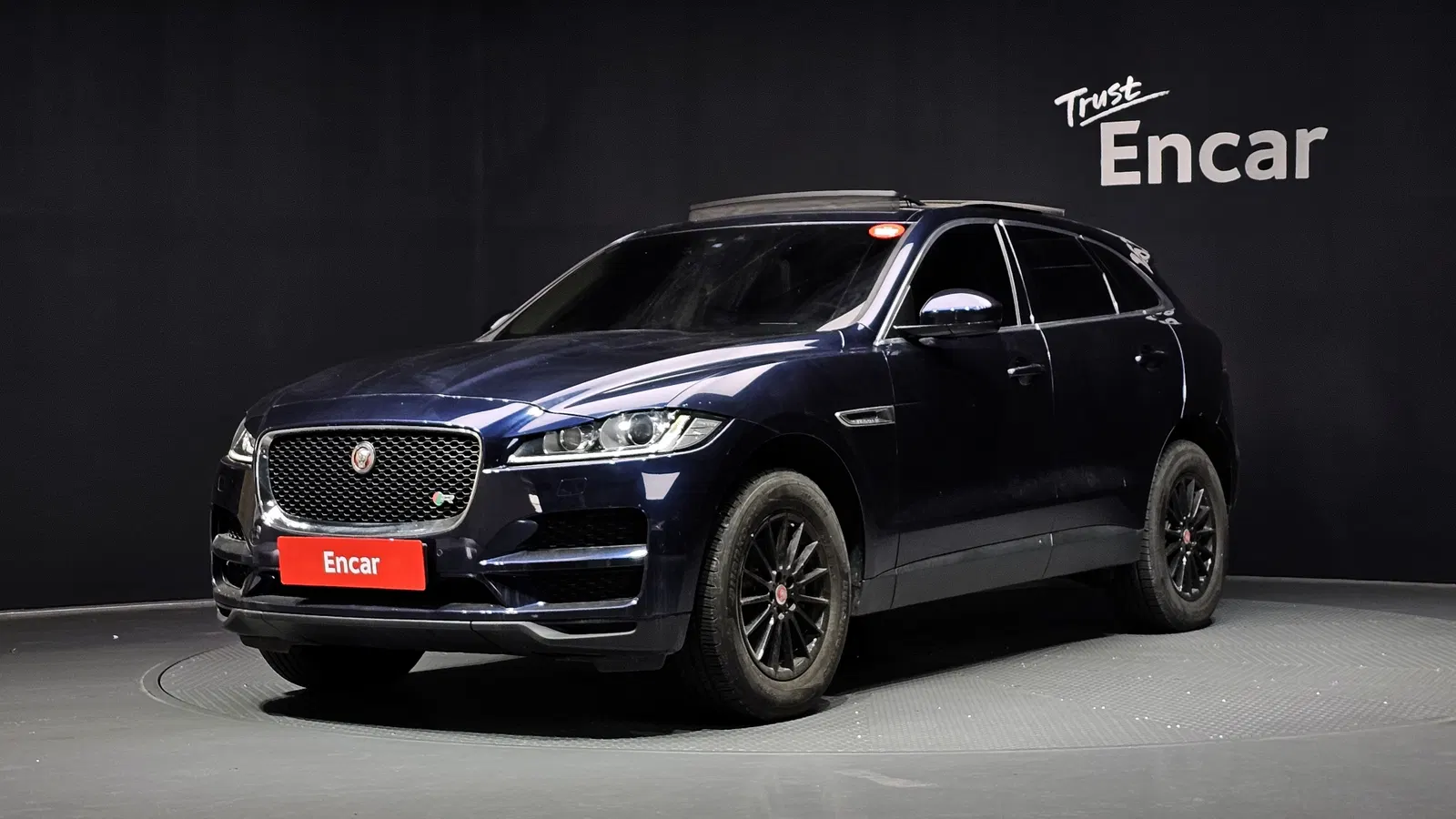 Jaguar F-PACE 20d Prestige 2018 — photo 1 sur 20