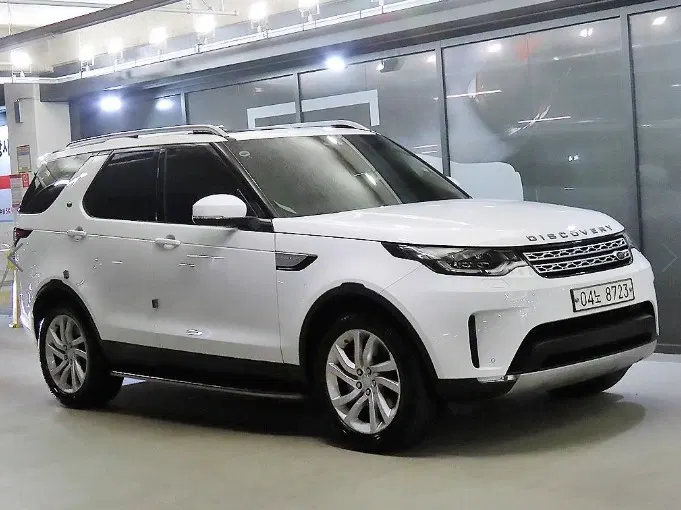 Land Rover Discovery 5 3.0 TD6 HSE 2017 — photo 1 sur 26