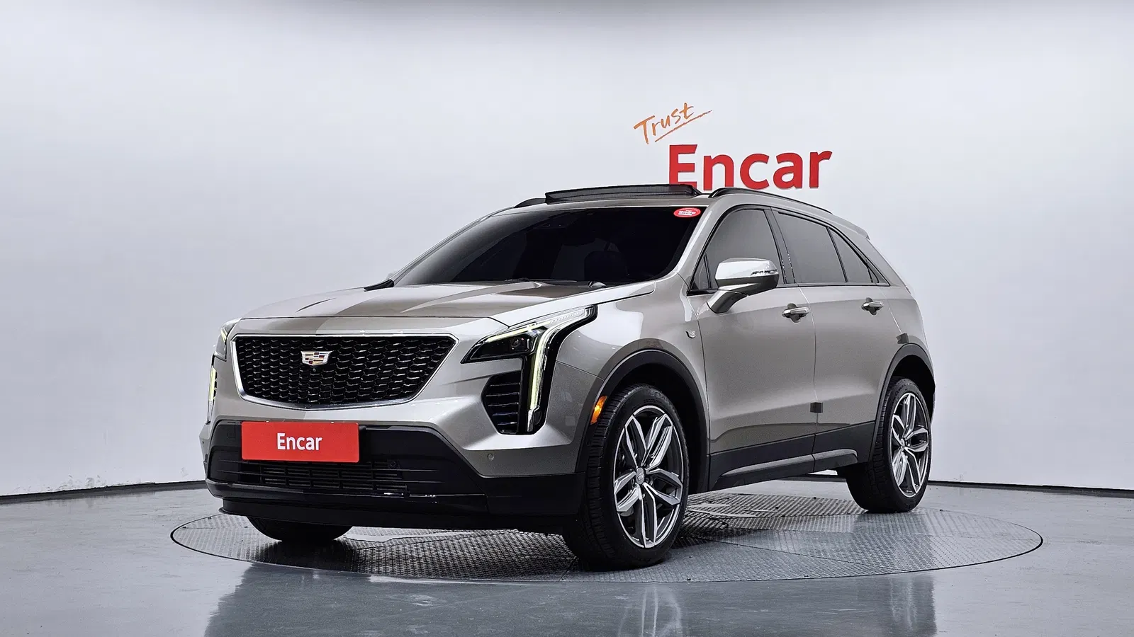 Cadillac XT4 2.0 Sport AWD 2023 — photo 1 sur 34