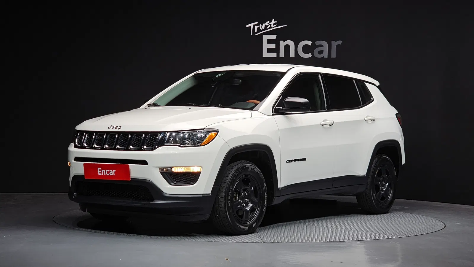 Jeep Compass 2e génération 2.4 Sport 2WD 2018 — photo 1 sur 20