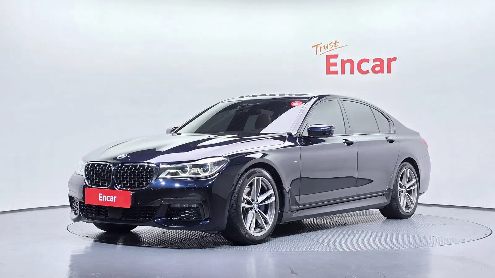 BMW Série 7 (G11) 740d xDrive M Sport 2017 — photo 1 sur 20