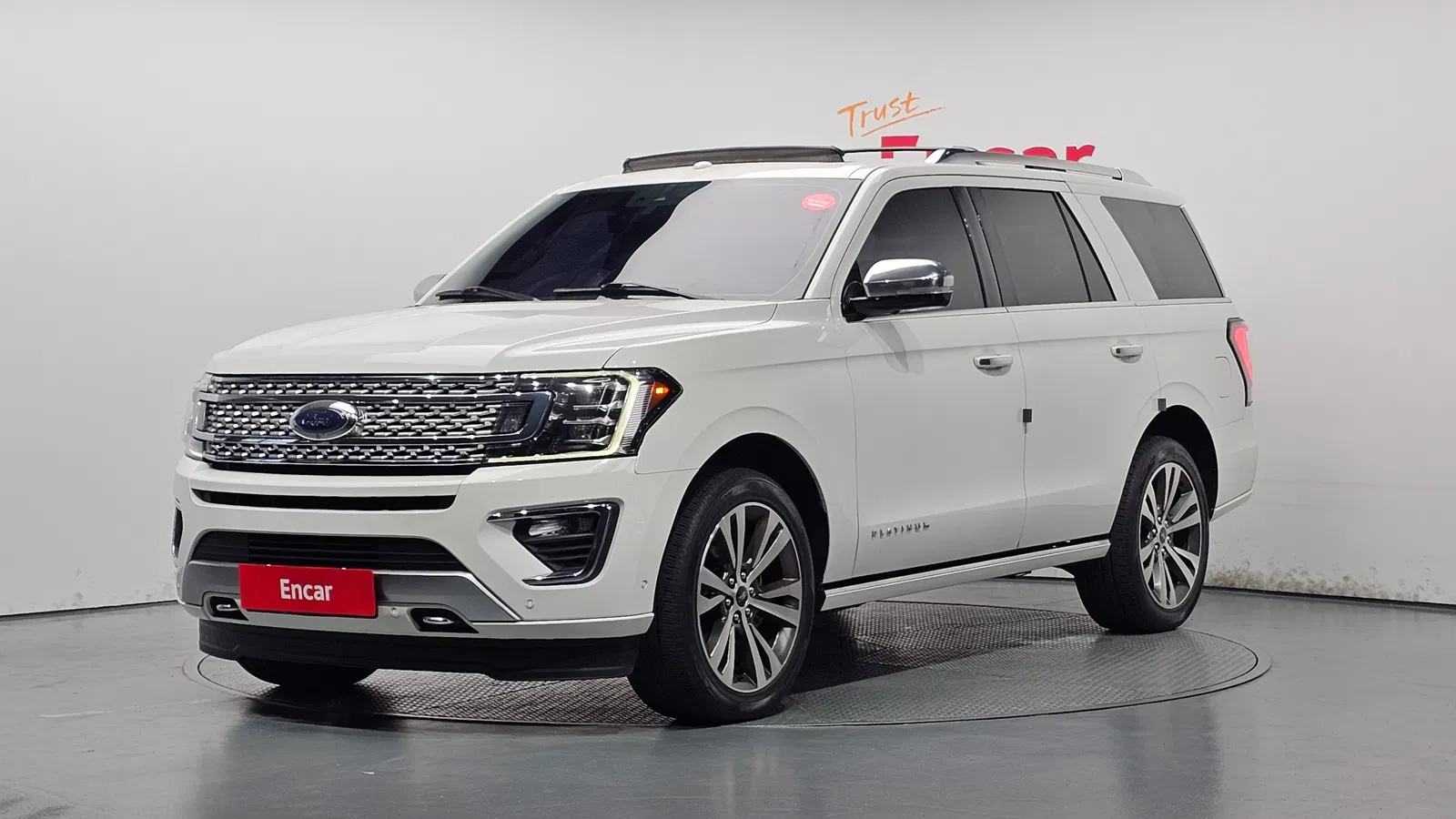 Ford Expedition Platinum 4WD 2021 — photo 1 sur 20