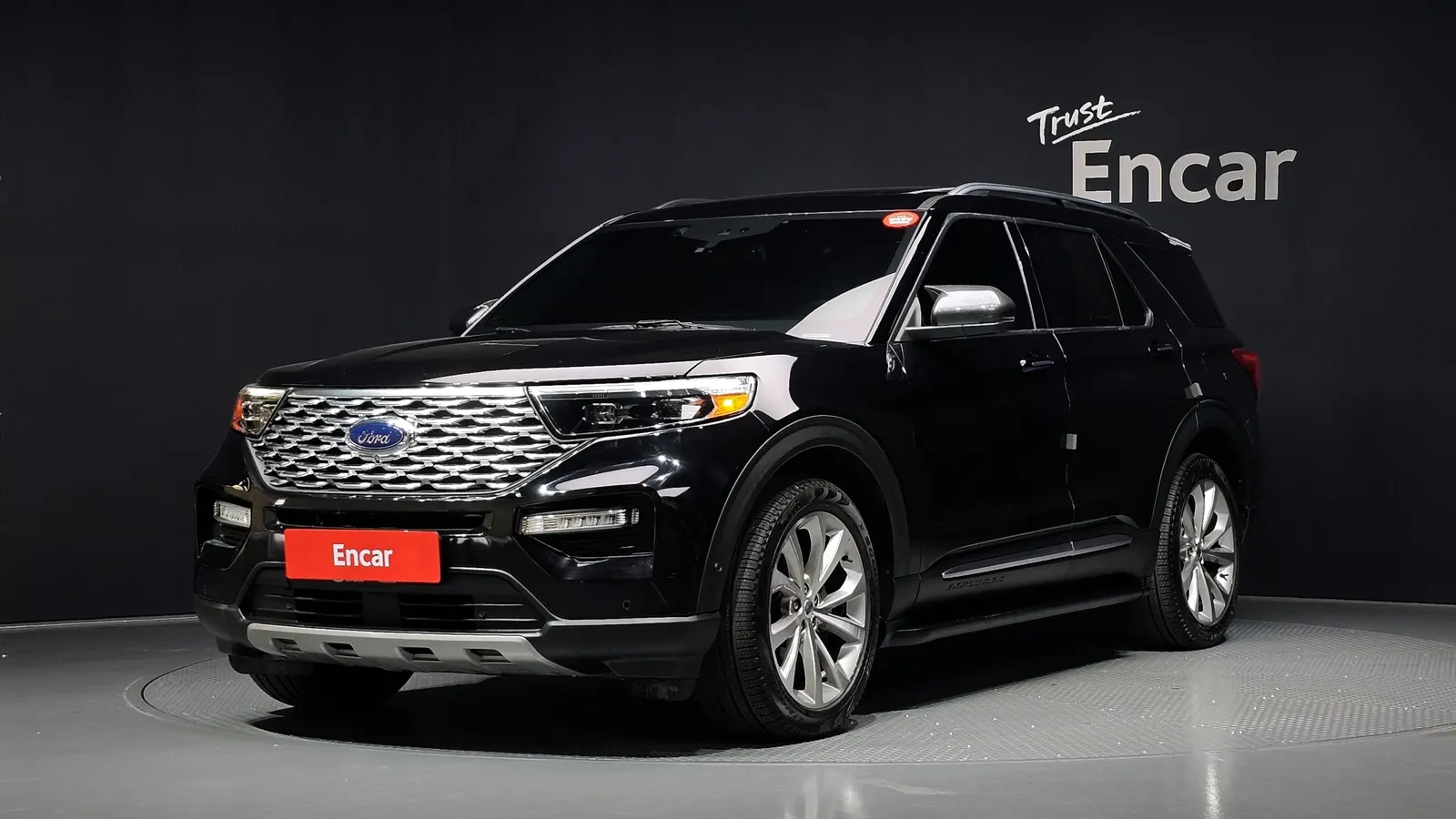 Ford Explorer 6e génération 3.0 Platinum 4WD 2021 — photo 1 sur 31