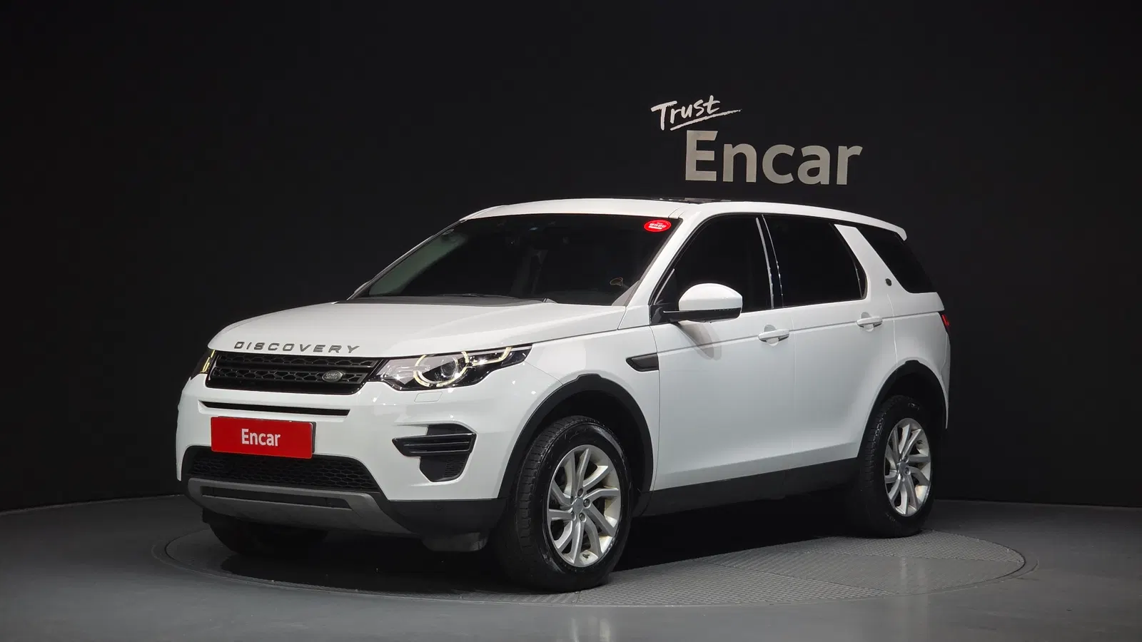 Land Rover Discovery Sport 2.0 TD4 SE 2017 — photo 1 sur 32