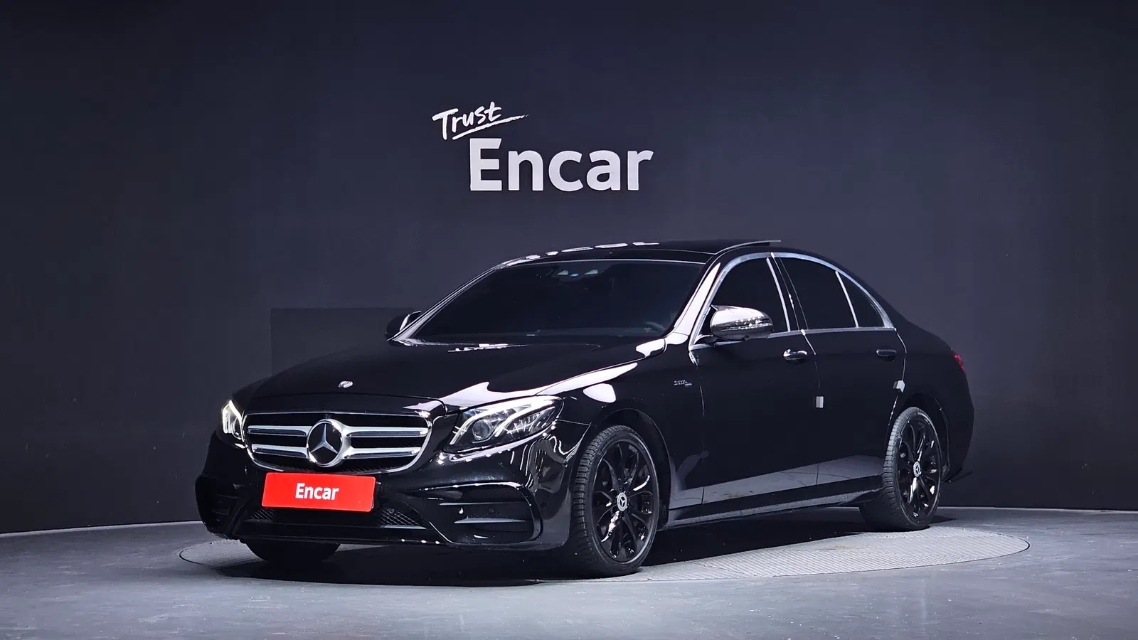 Mercedes-Benz Classe E AMG Line · E350 4MATIC (W213) 2019 — photo 1 sur 20
