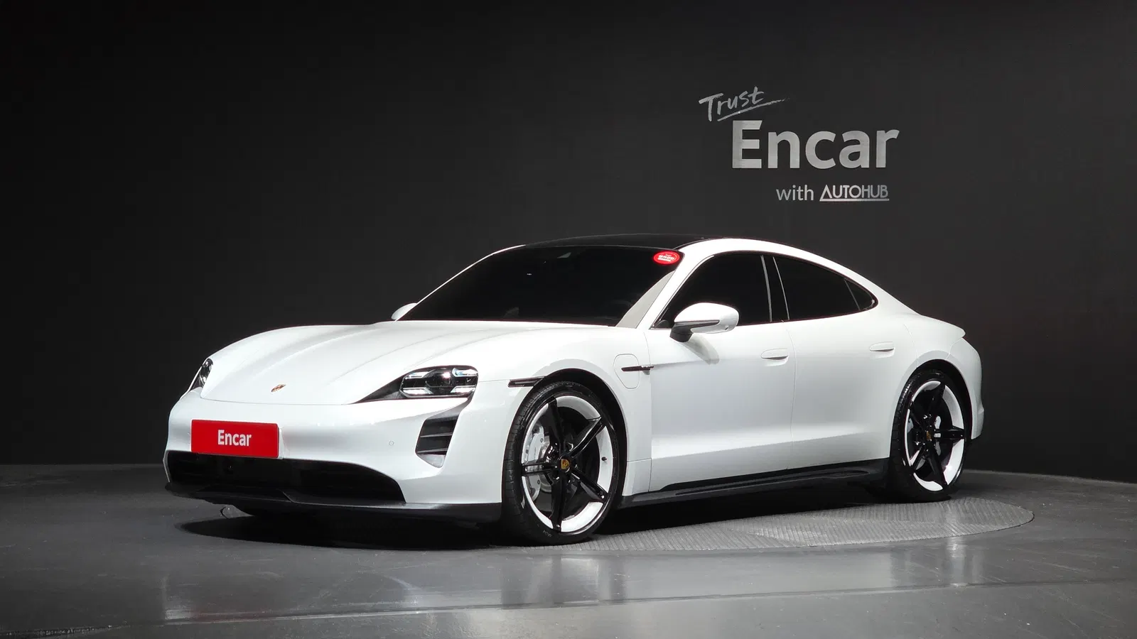 Porsche Taycan GTS 2023 — photo 1 sur 38