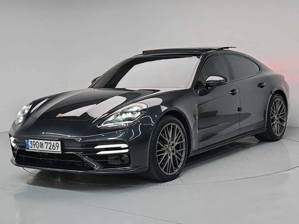 Porsche Panamera (971) 2.9 AWD Platinum Edition 2023 — photo 1 sur 26