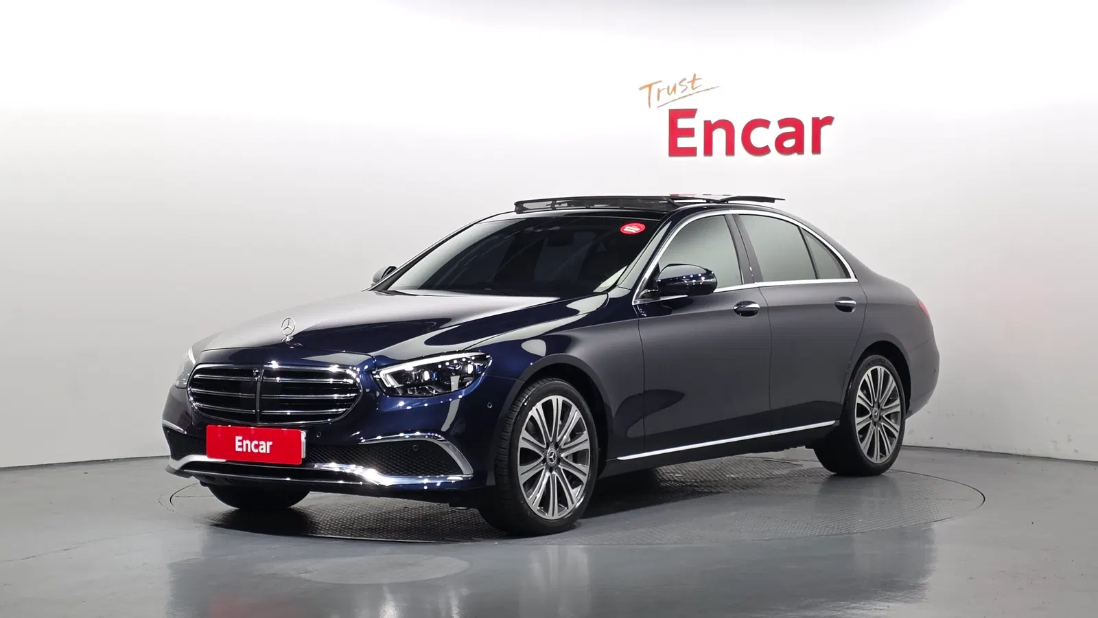 Mercedes-Benz Classe E E450 4MATIC Exclusive (W213) 2021 — photo 1 sur 33