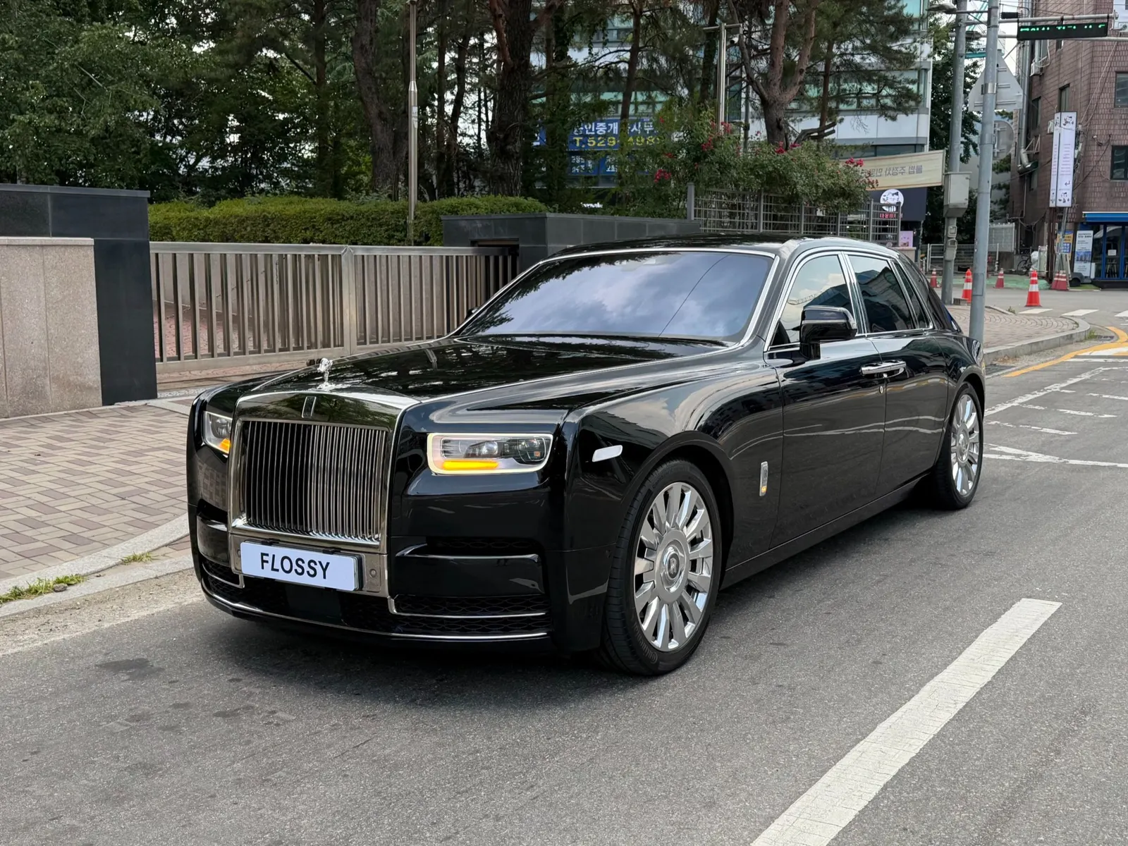 Rolls-Royce Phantom 6.7 V12 2019 — photo 1 sur 26