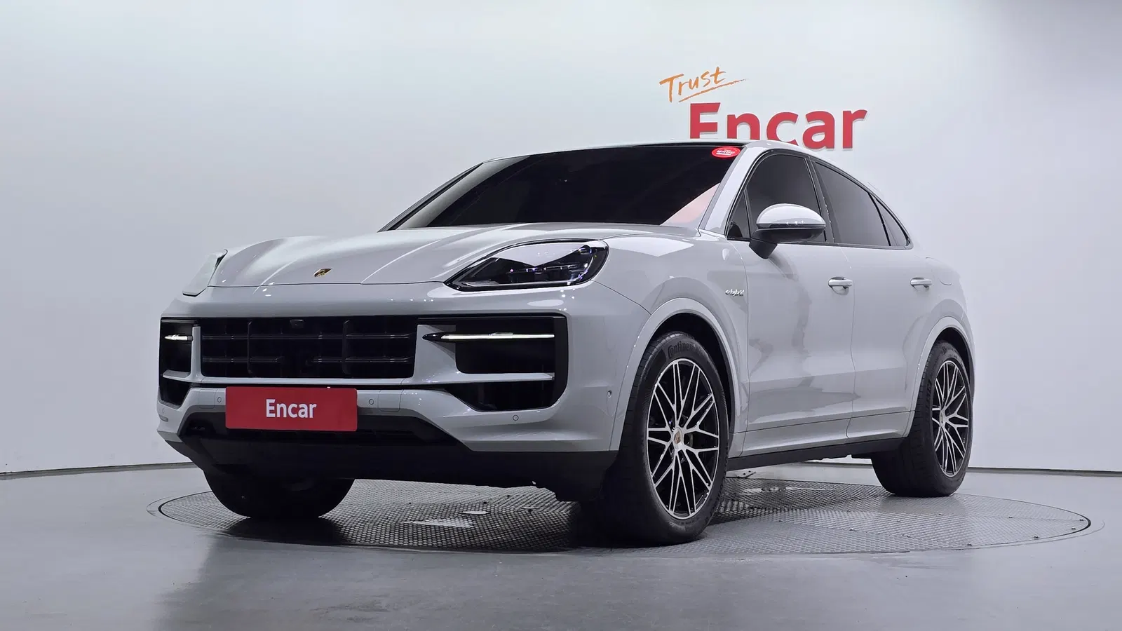 Porsche Cayenne (PO536) 3.0 E-Hybride Coupé 2025 — photo 1 sur 32
