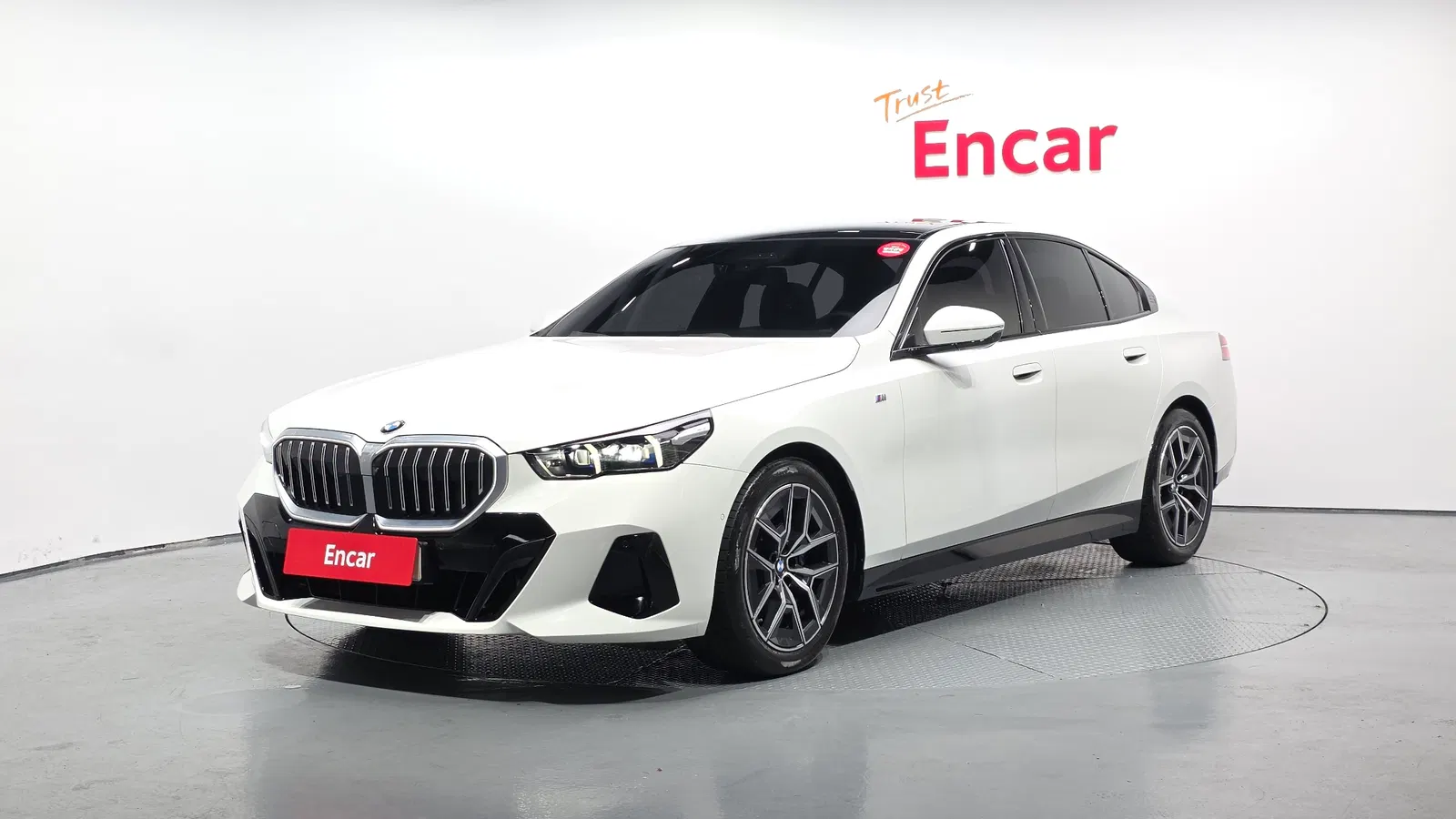 BMW Série 5 (G60) 520i M Sport 2024 — photo 1 sur 41