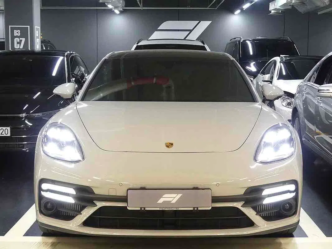 Porsche Panamera (971) 2.9 AWD 2024 — photo 1 sur 25