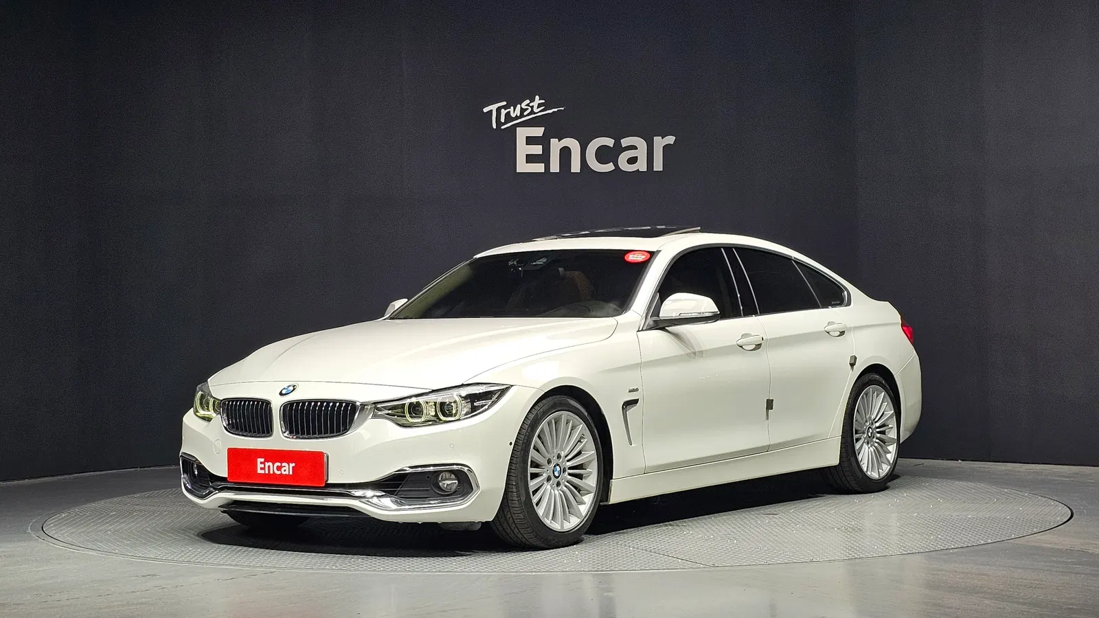 BMW Série 4 (F32) 420i Luxury GranCoupé 2018 — photo 1 sur 35